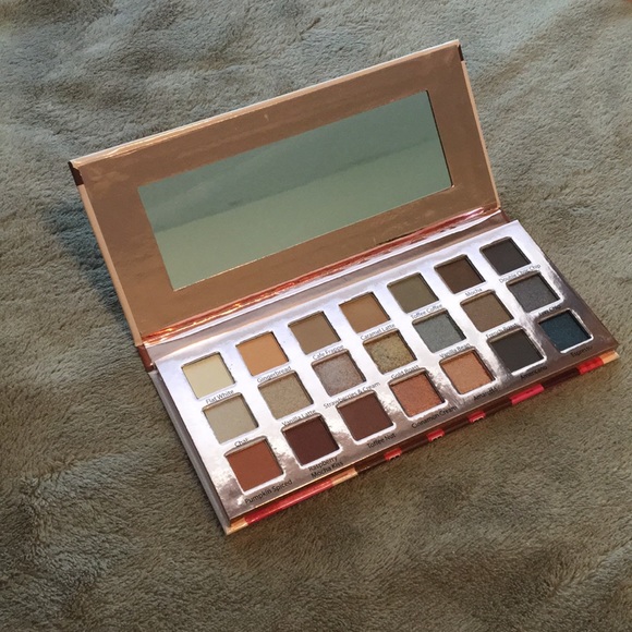 Espresso yourself palette! - Picture 1 of 3